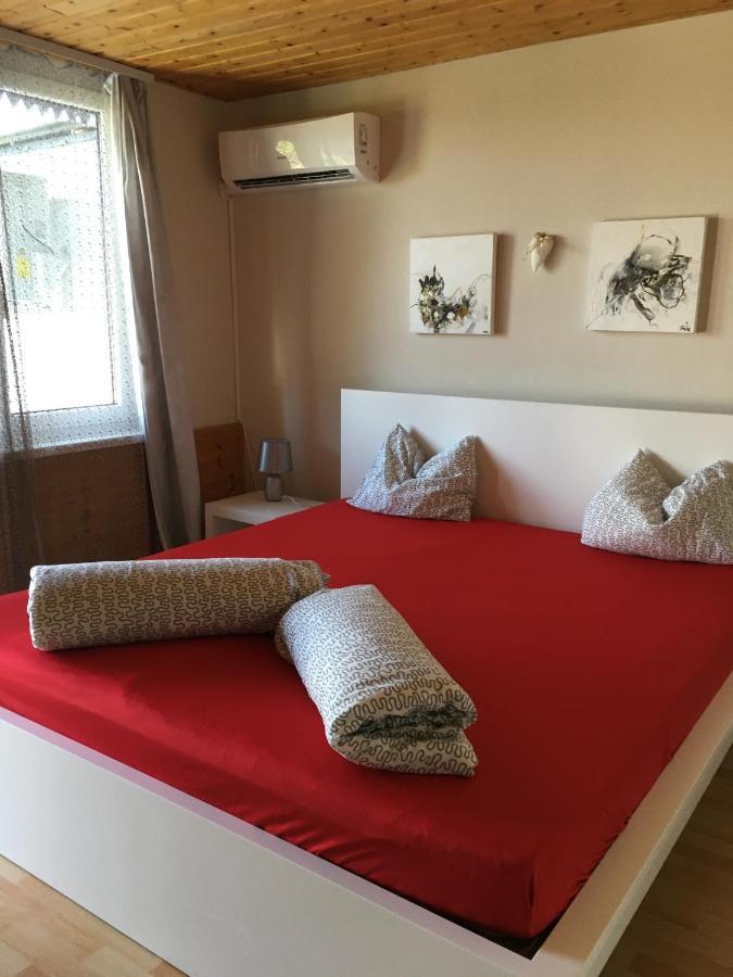 Nefelejcs Apartman Балатонвілагош Екстер'єр фото